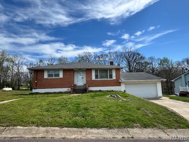 914 Walnut Street Gerald, MO 63037 - Photo 1 of 49