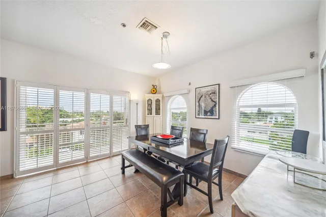 $4,900 | 9008 Collins Avenue, Unit 402, Surfside, FL 33154