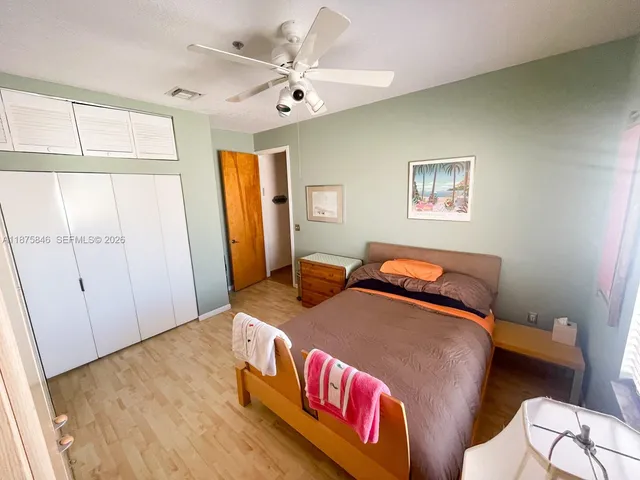 $4,900 | 9008 Collins Avenue, Unit 402, Surfside, FL 33154