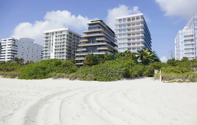 $4,900 | 9008 Collins Avenue, Unit 402, Surfside, FL 33154