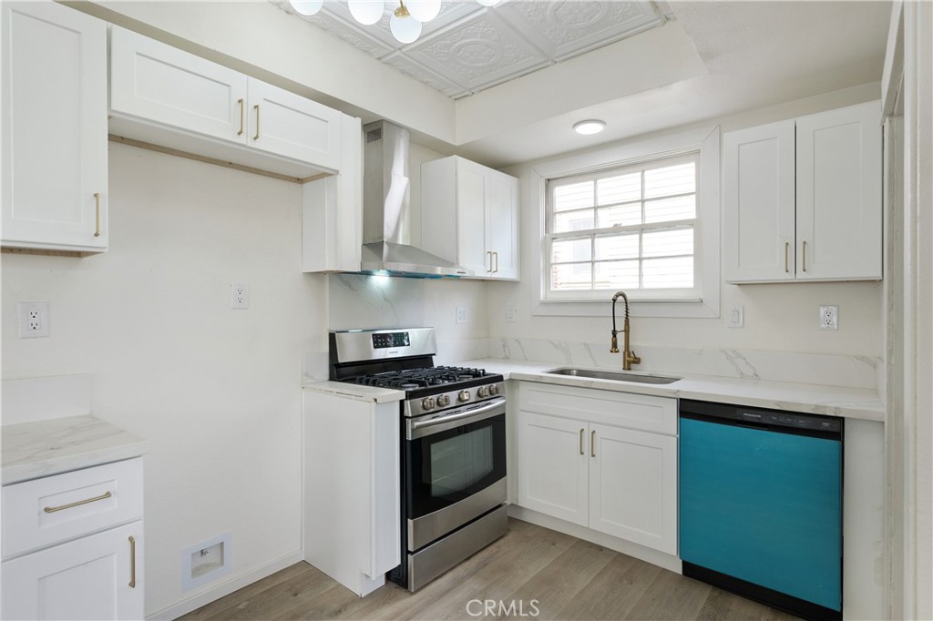 4415 12th Street Riverside, CA 92501 - Photo 6 of 41