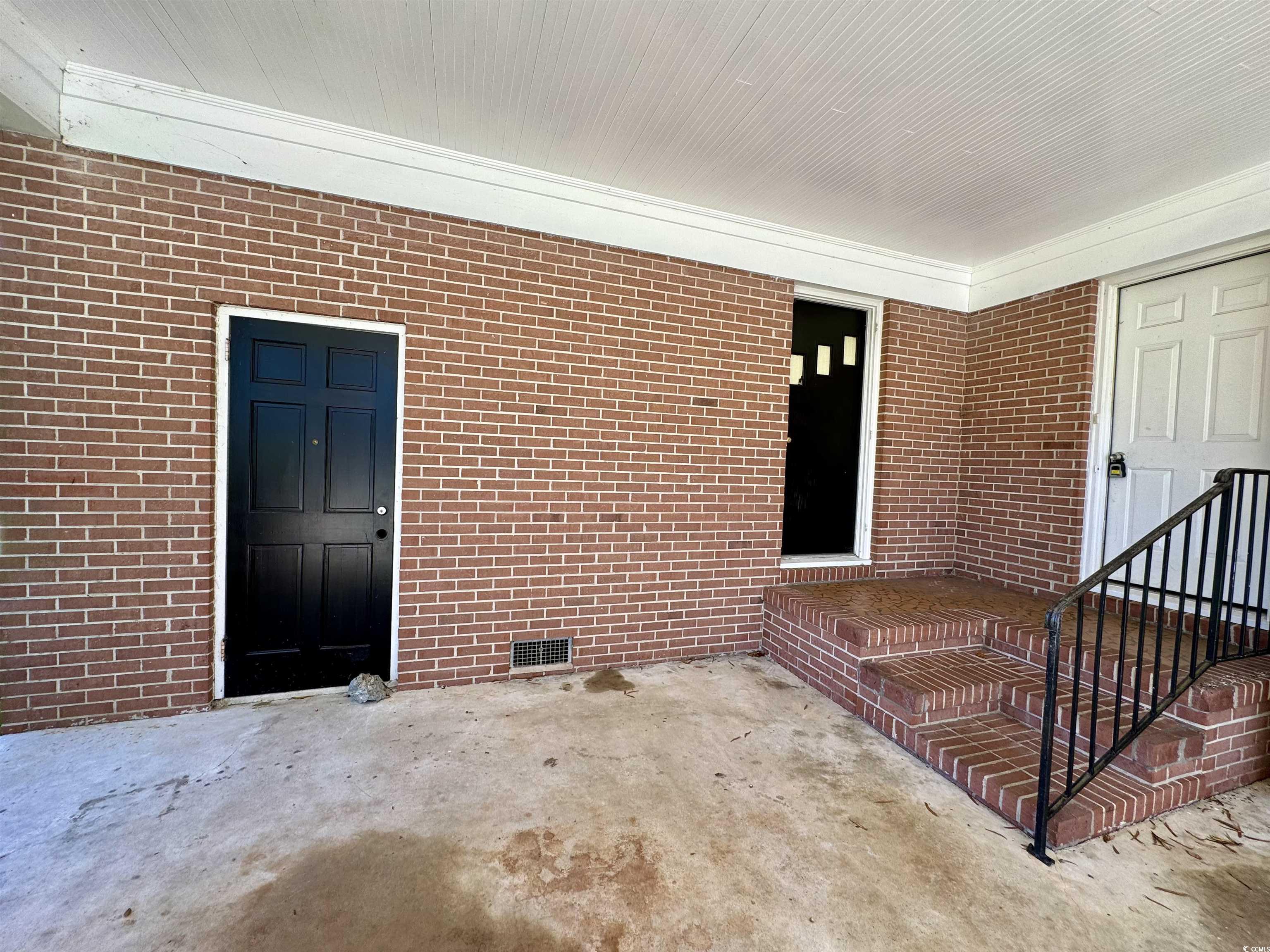 409 North Main Street Hemingway, SC 29554 - Photo 21 of 27 View of property entrance