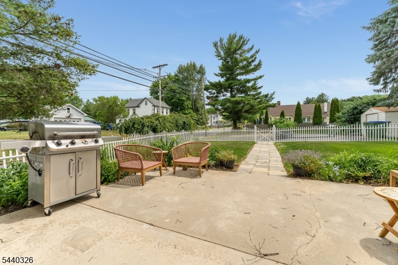 105 Main Street Lebanon, NJ 08833 - Photo 24 of 37