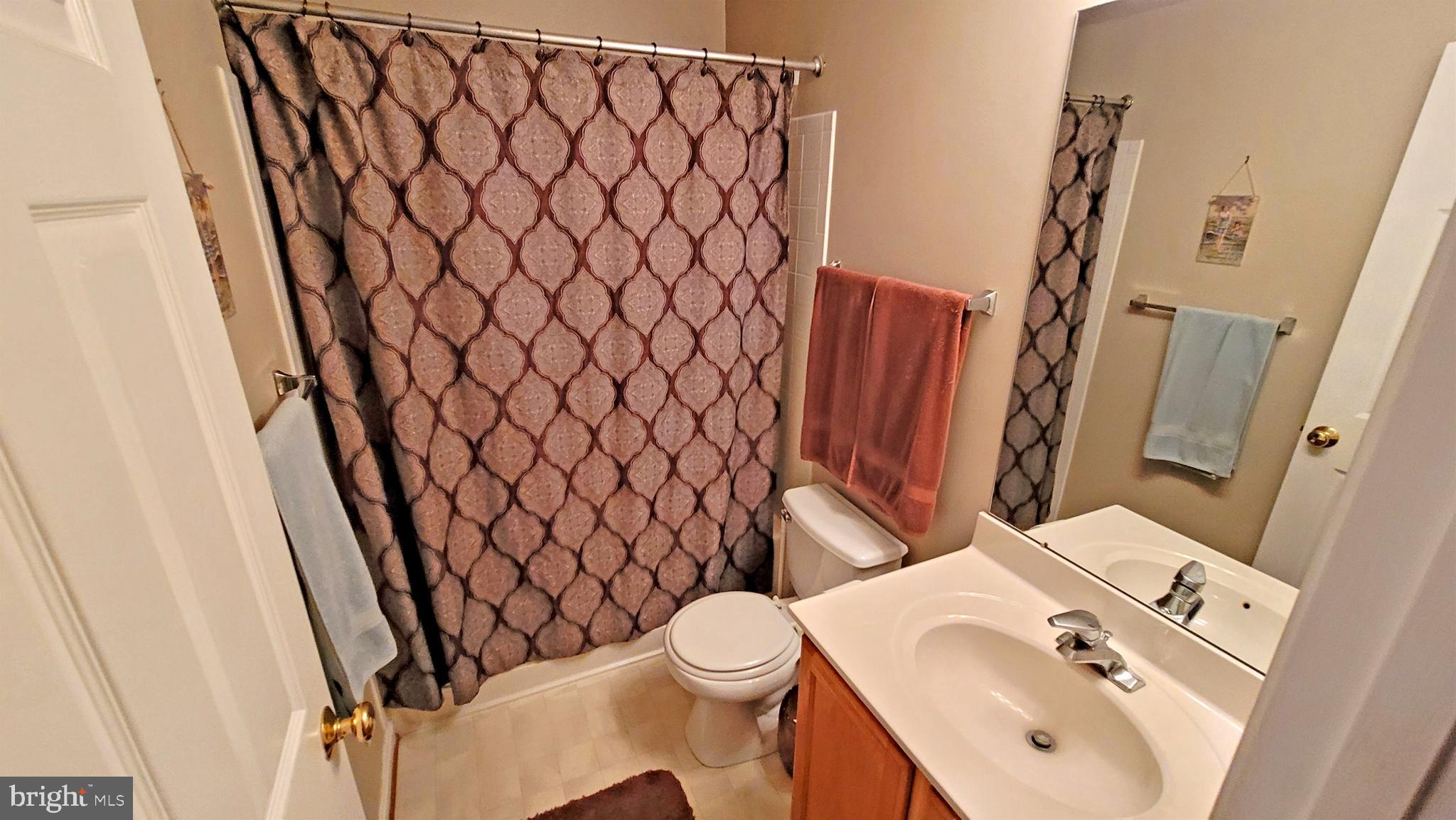 732 Howards Loop Annapolis, MD 21401 - Photo 18 of 26 Full bath in lower level for 3 full baths!