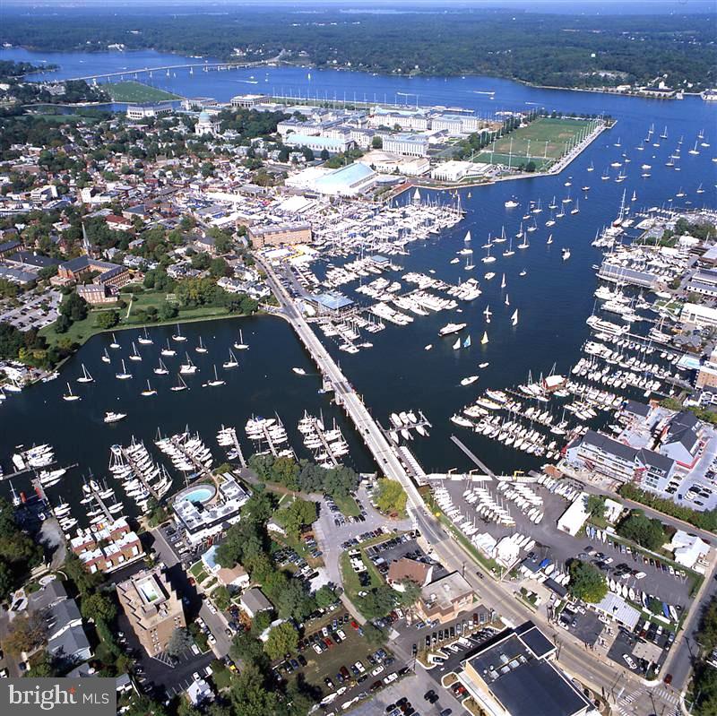 732 Howards Loop Annapolis, MD 21401 - Photo 21 of 26 Historic Annapolis is minutes away