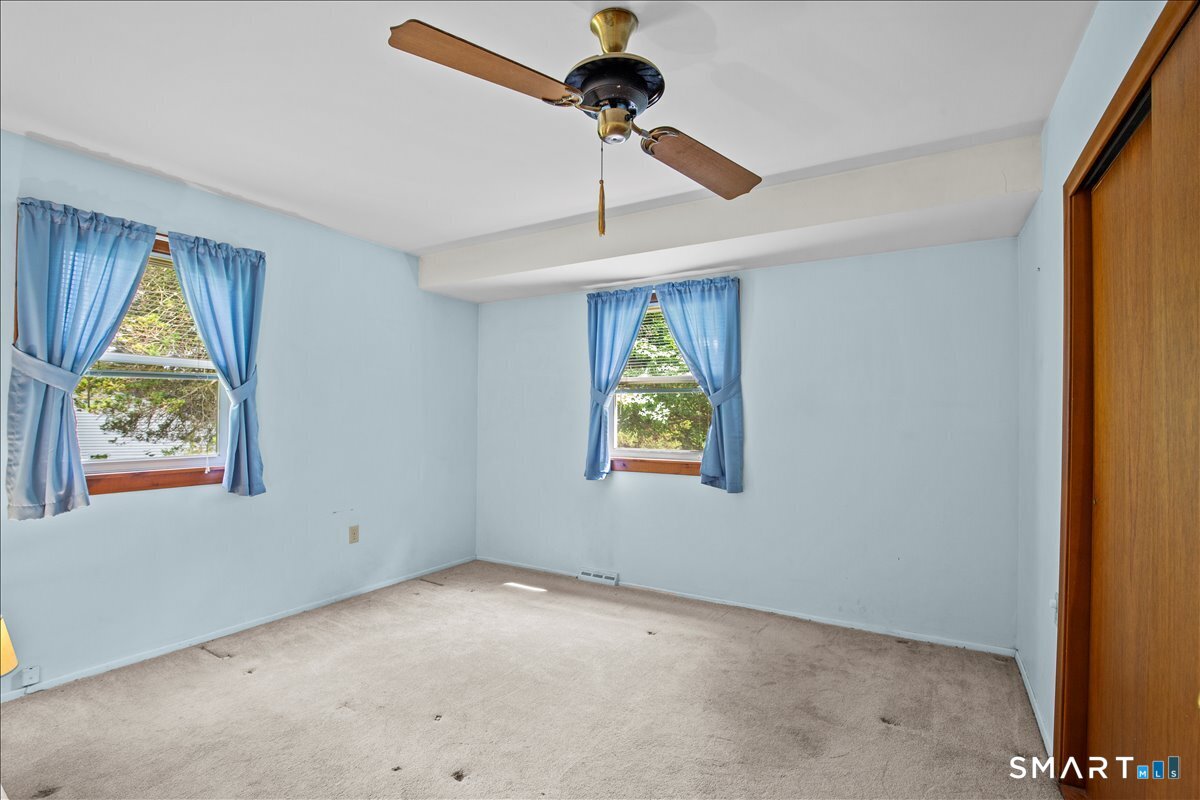 106 Ridgewood Road Wallingford, CT 06492 - Photo 14 of 30