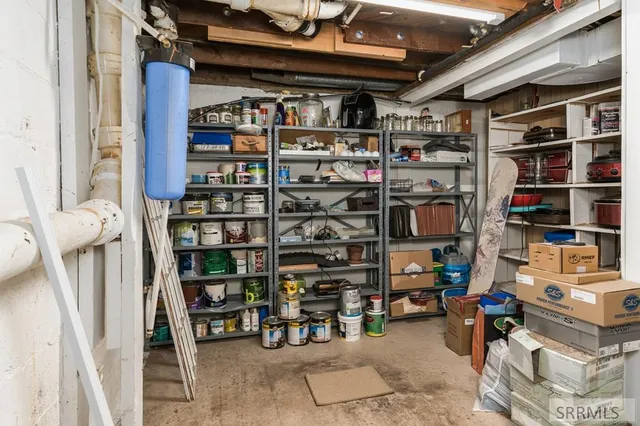 $750,000 | 750 West 200 Road North, Blackfoot, ID 83221