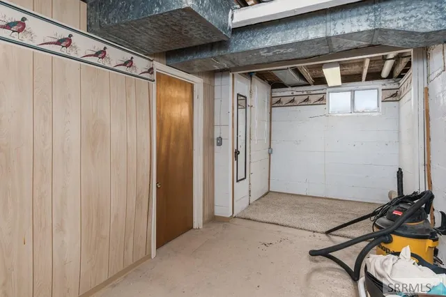 $750,000 | 750 West 200 Road North, Blackfoot, ID 83221