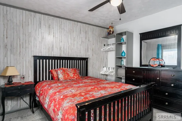 $750,000 | 750 West 200 Road North, Blackfoot, ID 83221