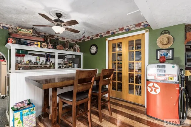 $750,000 | 750 West 200 Road North, Blackfoot, ID 83221