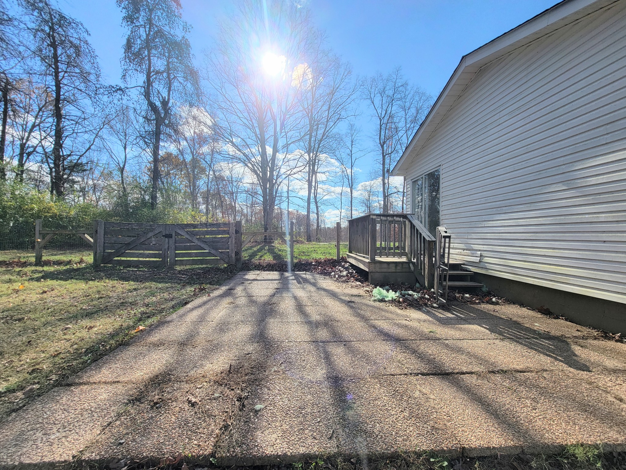 185 B Y Brown Road Charlotte, TN 37036 - Photo 51 of 52 a view of a house with a yard