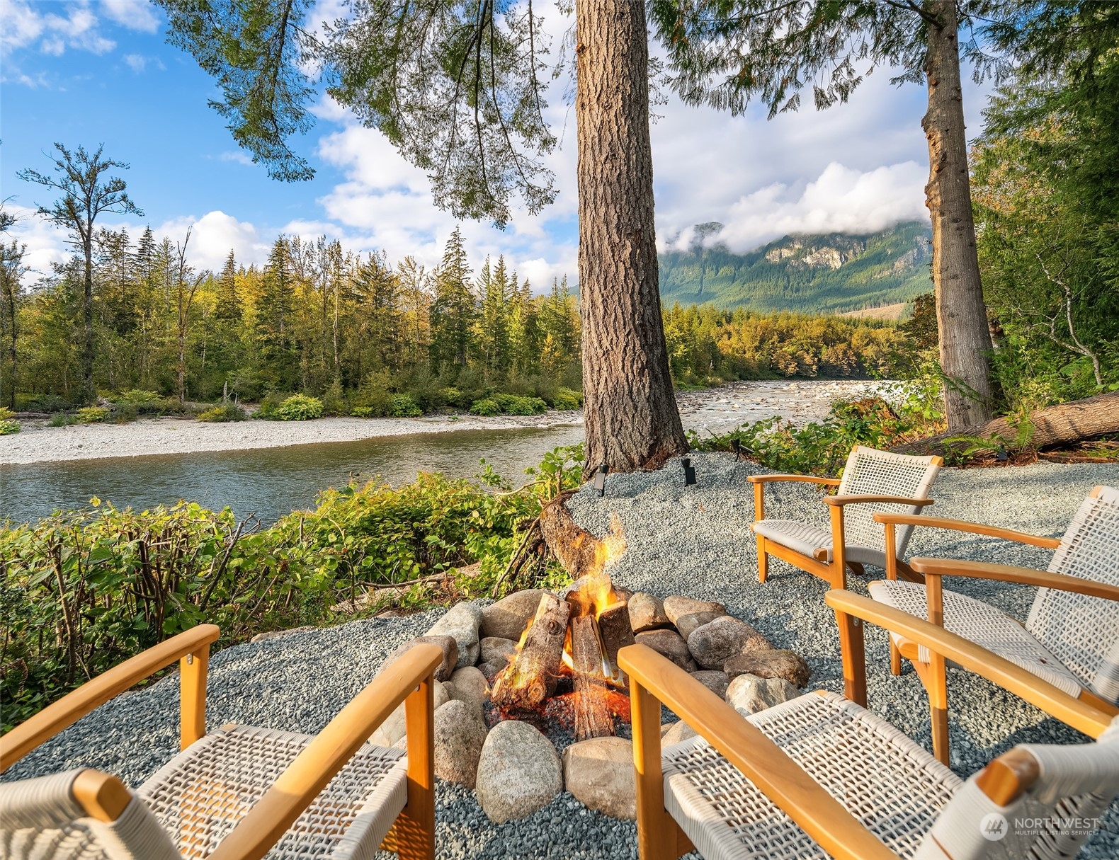 43829 Fir Road Gold Bar, WA 98251 - Photo 5 of 40 Gallery Image 5