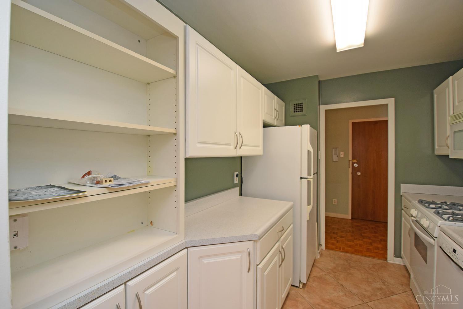 2324 Madison Road, Unit 201 Cincinnati, OH 45208 - Photo 17 of 23
