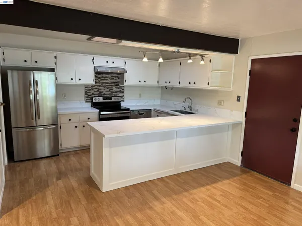 $727,000 | 3107 Corona Drive, Davis, CA 95616