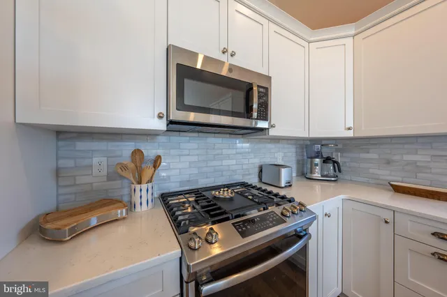 $2,195,000 | 1078 Long Beach Boulevard, Unit 1, Beach Haven, NJ 08008