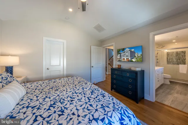 $2,195,000 | 1078 Long Beach Boulevard, Unit 1, Beach Haven, NJ 08008