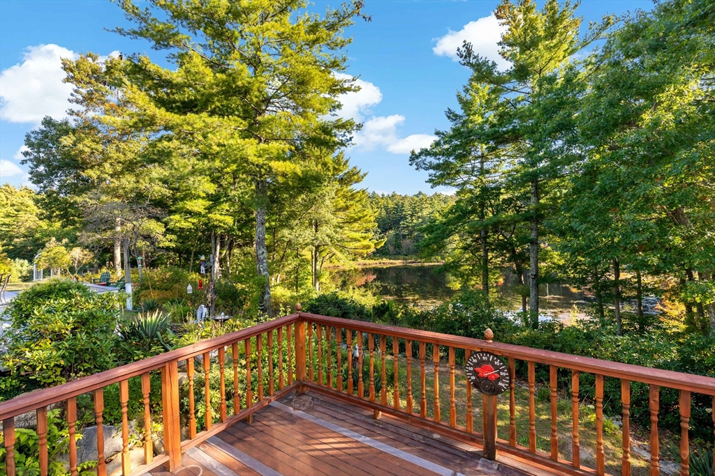 1 Little Smelt Pond Road, Unit B Kingston, MA 02364 - Photo 2 of 17