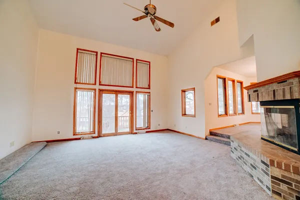 $299,900 | 103 County Road 320 North, Loda, IL 60948