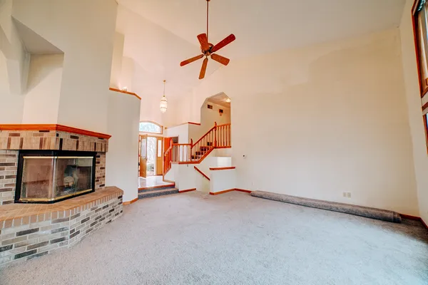 $299,900 | 103 County Road 320 North, Loda, IL 60948