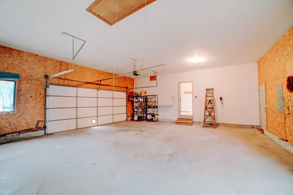 $299,900 | 103 County Road 320 North, Loda, IL 60948