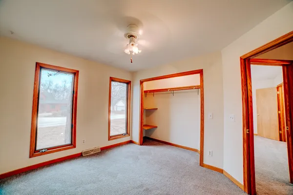 $299,900 | 103 County Road 320 North, Loda, IL 60948