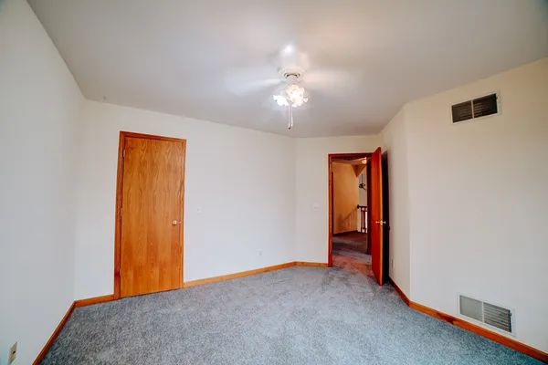 $299,900 | 103 County Road 320 North, Loda, IL 60948