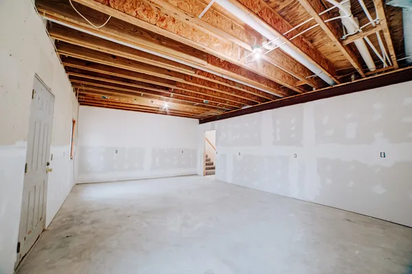 $299,900 | 103 County Road 320 North, Loda, IL 60948