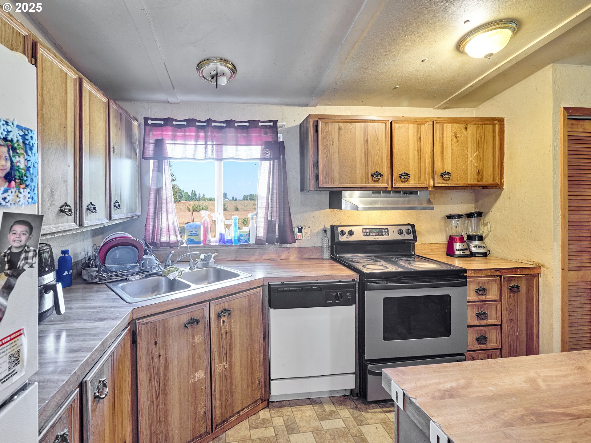 1632 Brown Street Woodburn, OR 97071 - Photo 5 of 22