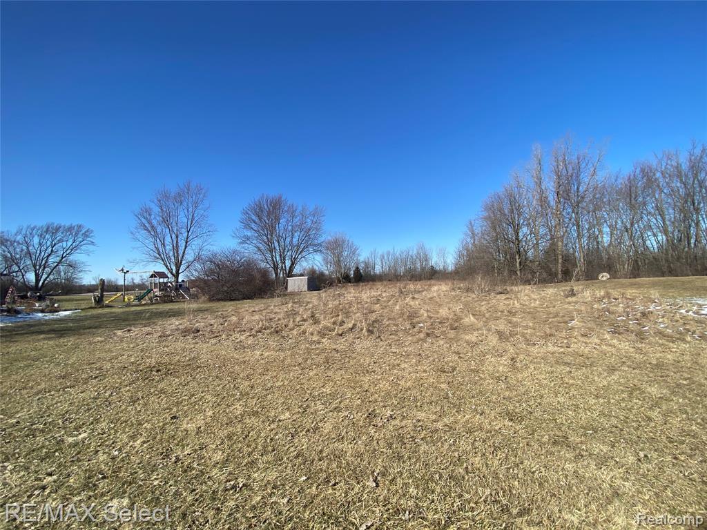 8126 Corunna Road Flint, MI 48532 - Photo 3 of 17 Gallery Image 3