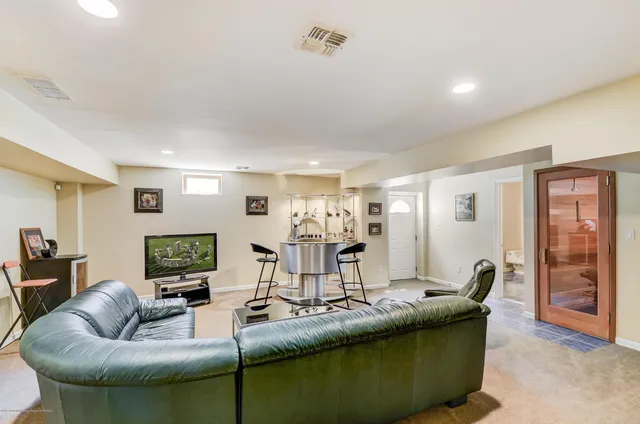 $2,399,000 | 7 McCampbell Road, Holmdel, NJ 07733