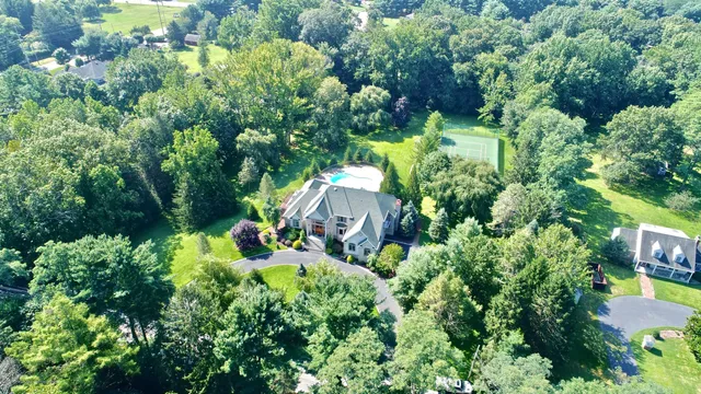 $2,399,000 | 7 McCampbell Road, Holmdel, NJ 07733