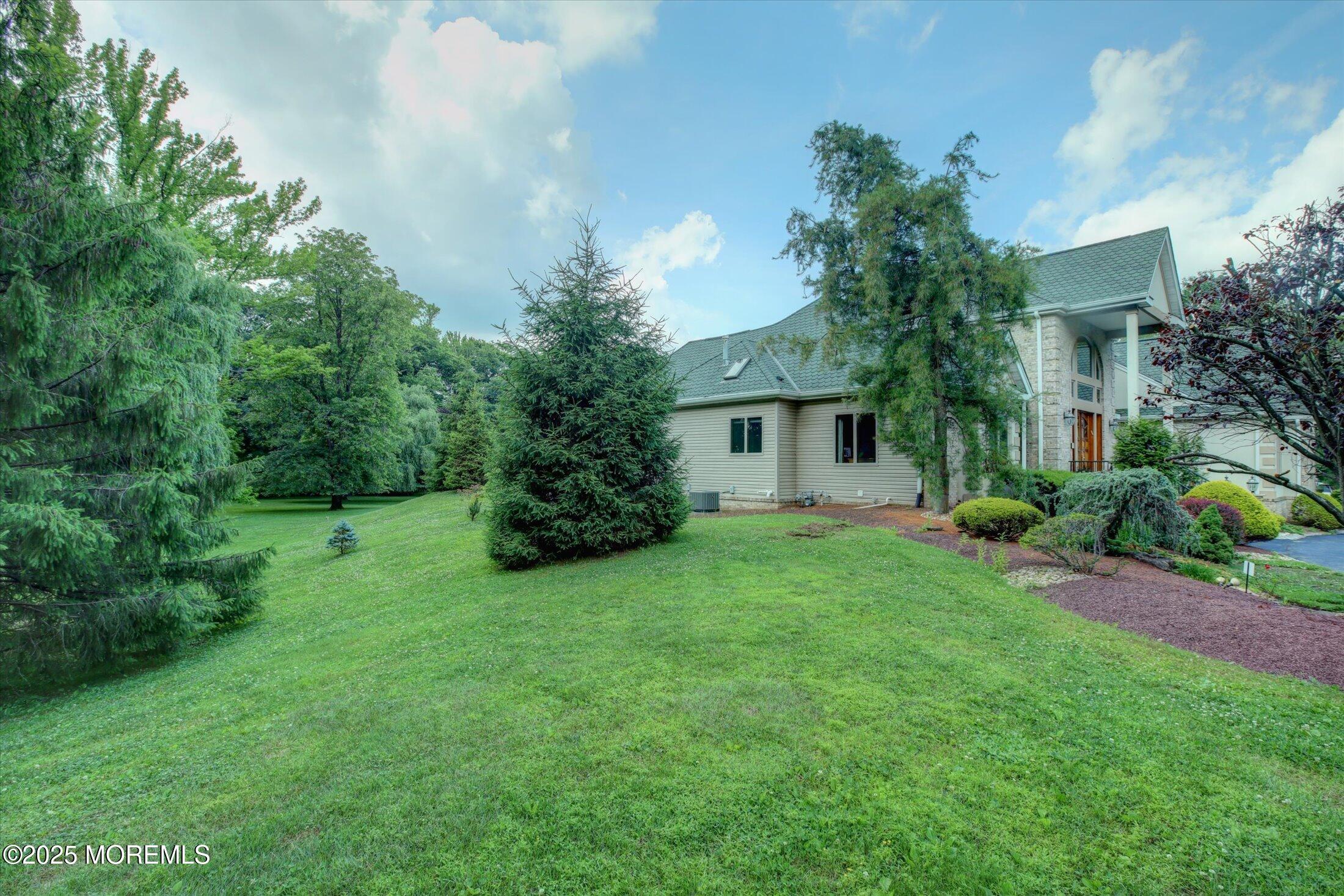 7 McCampbell Road Holmdel, NJ 07733 - Photo 46 of 54 49-Sideyard