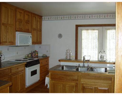 1542 South Lake Road Mercer, PA 16137 - Photo 5 of 8 Kitchen.