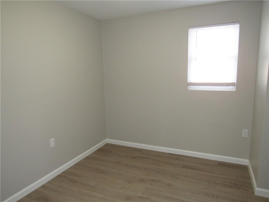 2215 Mapleton Court Columbus, IN 47201 - Photo 14 of 23 Gallery Image 14