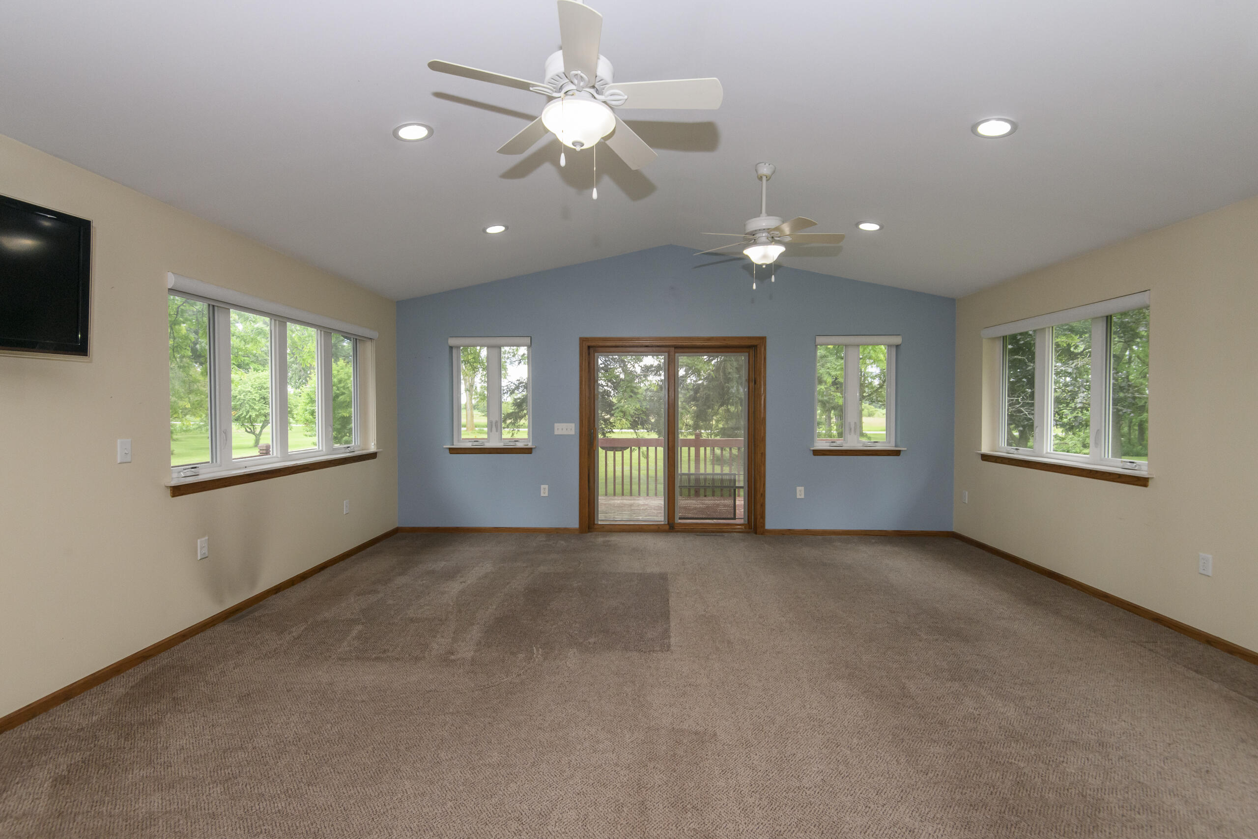 W3504 Conlon Road Hampden, WI 53925 - Photo 15 of 56 Family Rm Addition