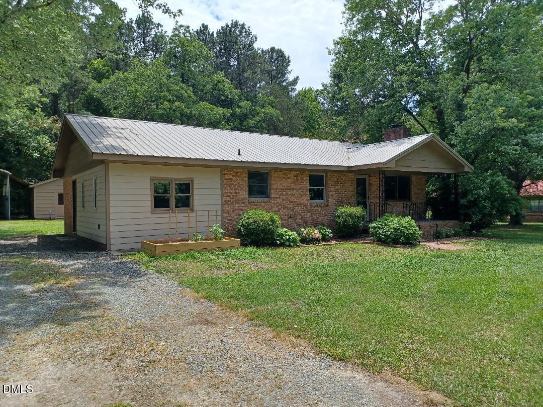 1185 White Hill Road Sanford, NC 27332 - Photo 2 of 22
