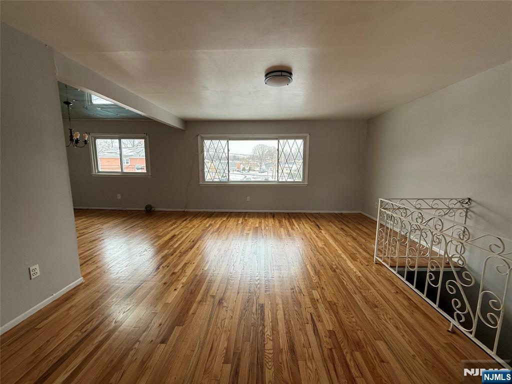 17 Daka Court, Unit 2 Bloomfield, NJ 07003 - Photo 3 of 15