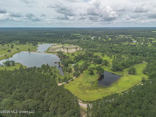 $515,000 | 206 Redfish Road, Poplarville, MS 39470