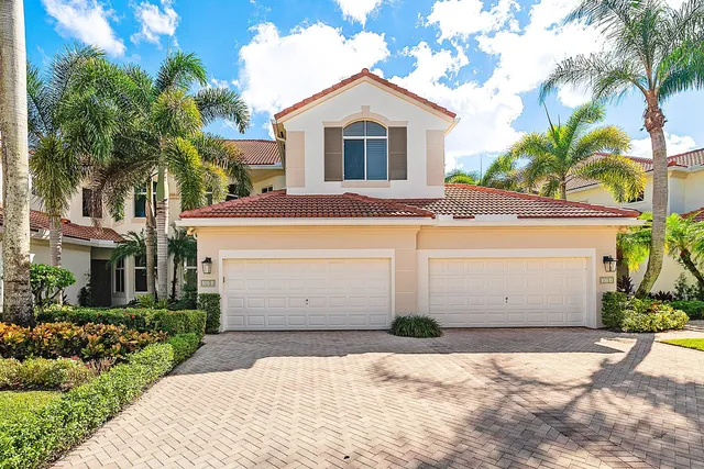 a view of a garden with pathway