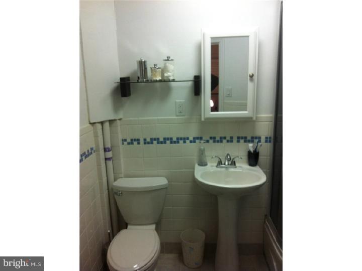 233 Harrogate Road Wynnewood, PA 19096 - Photo 5 of 6