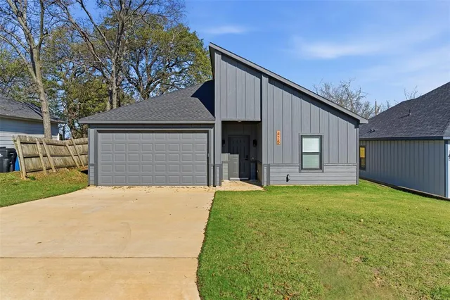 $1,625 | 425 Munson Street, Denison, TX 75021