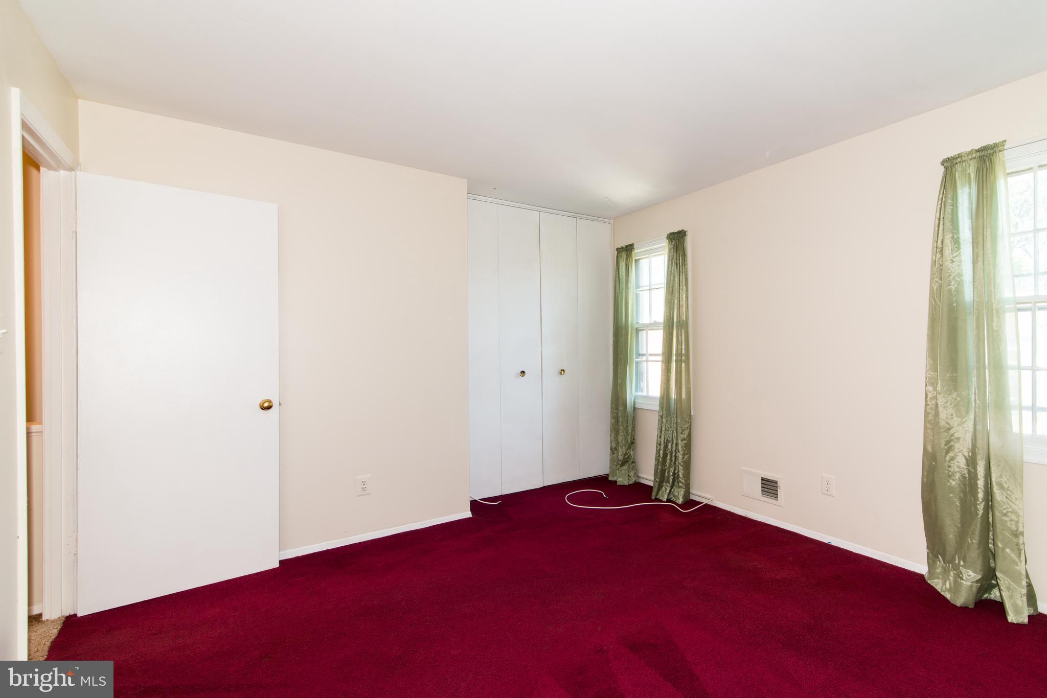 9274 Taney Road Manassas, VA 20110 - Photo 20 of 29 Master Bedroom