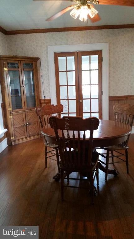 36142 Richland Road Willards, MD 21874 - Photo 6 of 11 a view of a dining room with furniture and window