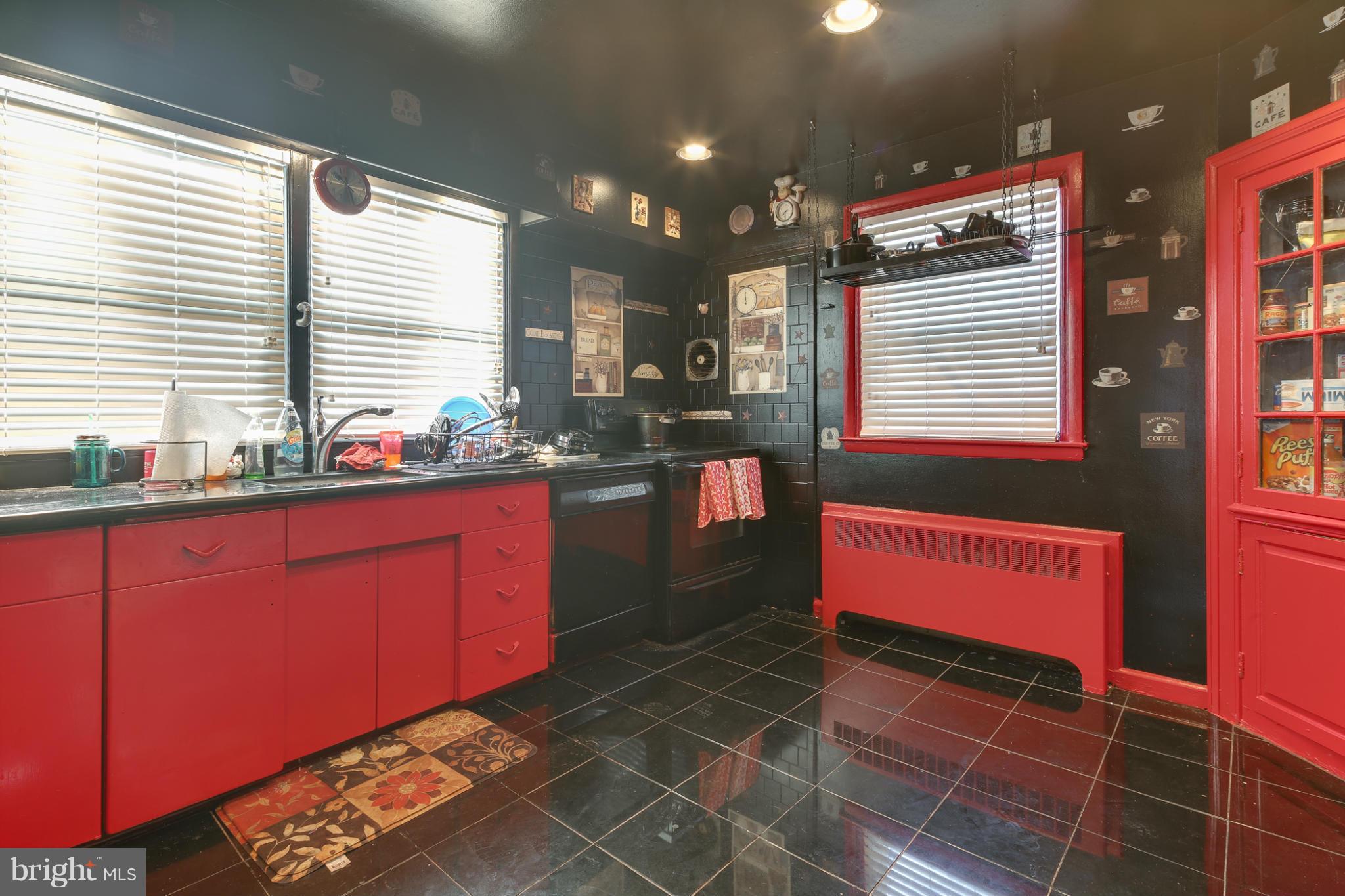 3632 Eitemiller Road Baltimore, MD 21244 - Photo 10 of 27 Kitchen