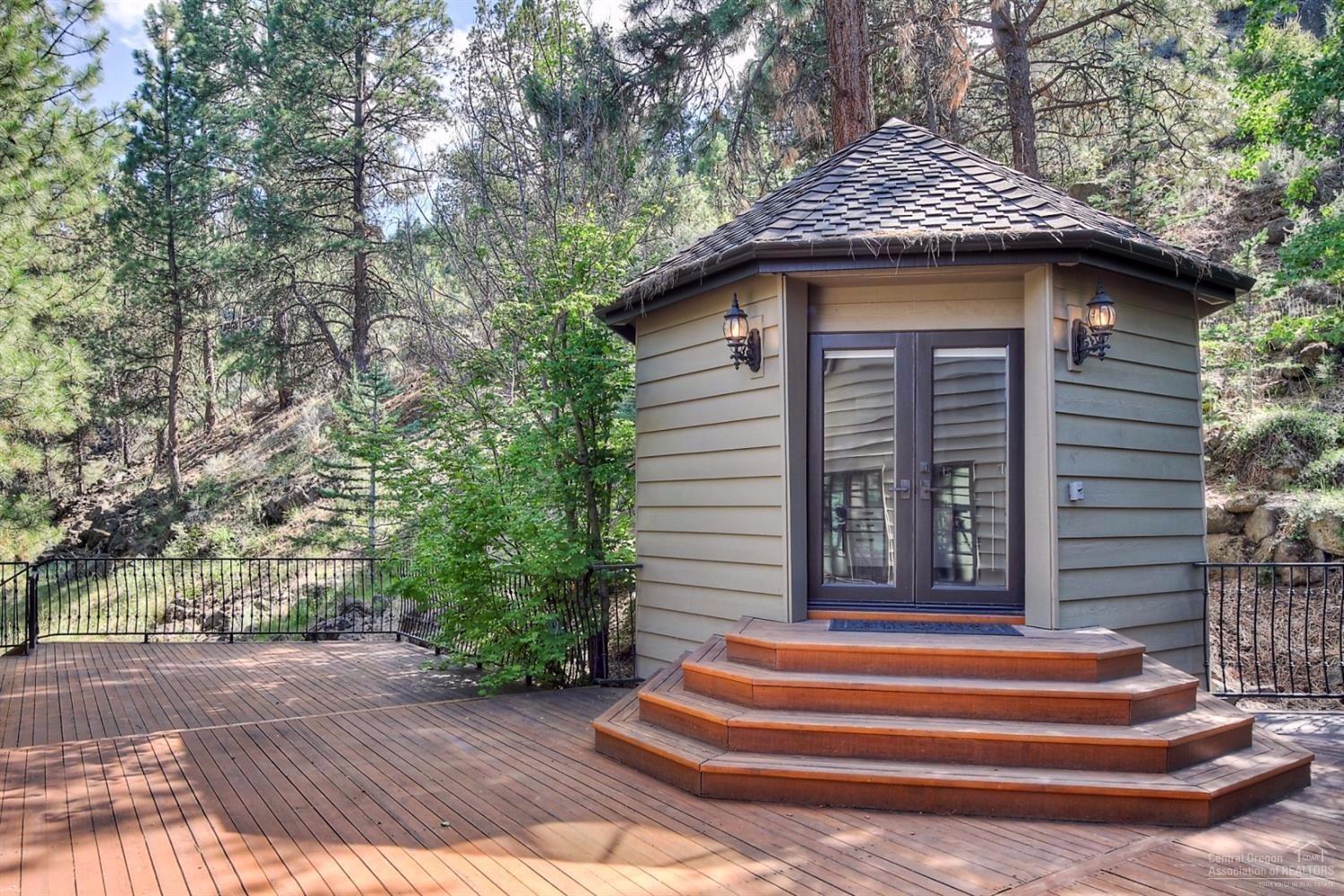20131 Archie Briggs Road Bend, OR 97703 - Photo 20 of 25 Gallery Image 20