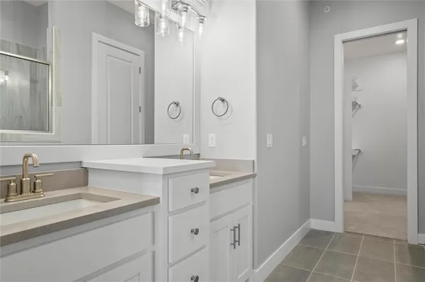 $512,000 | 17366 South Raintree Drive, Unit BLDG J 40, Olathe, KS 66062