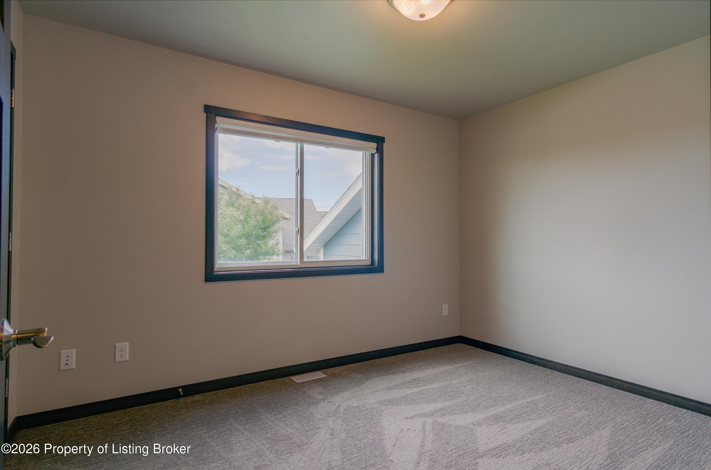 3403 Shamrock Loop Dickinson, ND 58601 - Photo 11 of 42 Gallery Image 11