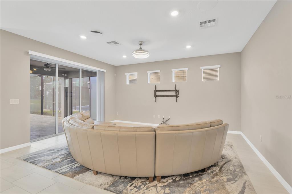 9107 Rally Spring Loop Wesley Chapel, FL 33545 - Photo 11 of 50