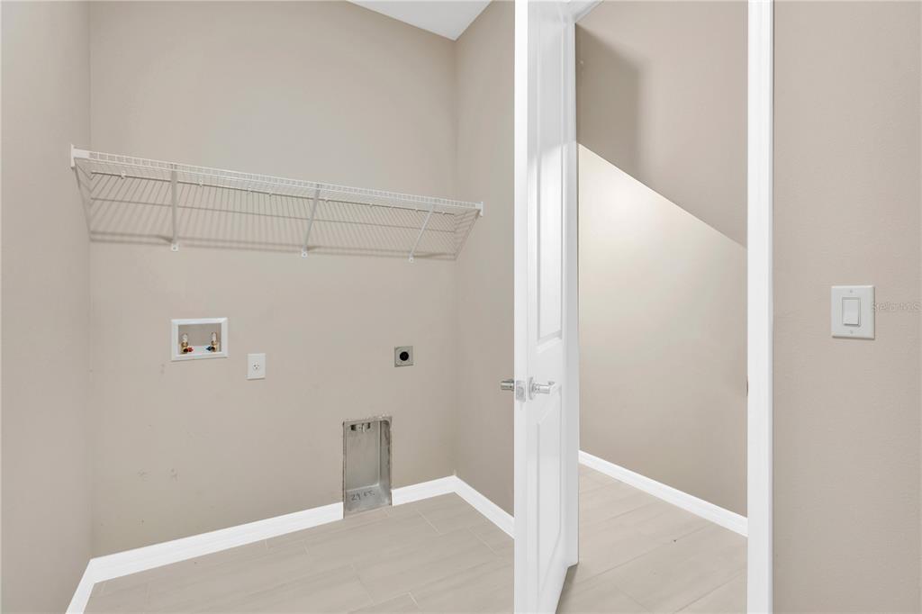 9107 Rally Spring Loop Wesley Chapel, FL 33545 - Photo 23 of 50