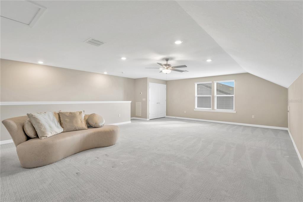 9107 Rally Spring Loop Wesley Chapel, FL 33545 - Photo 26 of 50